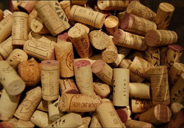 紅酒瓶木塞如何使用模塊熱源機(jī)除味道!